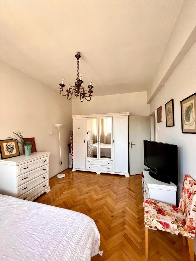 Mint Apartment 蒂瓦特 外观 照片