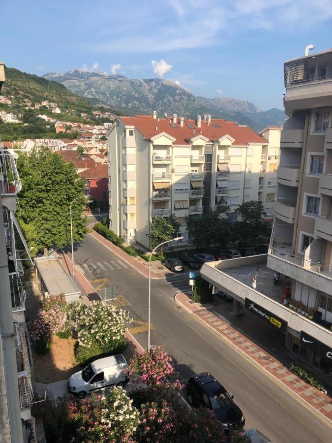 Mint Apartment 蒂瓦特 外观 照片