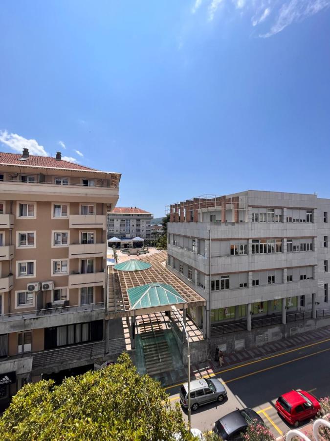 Mint Apartment 蒂瓦特 外观 照片